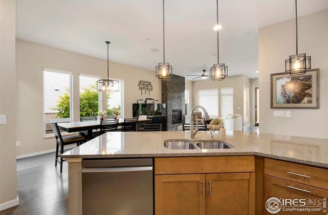 Building Photo - STUNNING 2 STORY SMART HOME IN LOUISVILLE