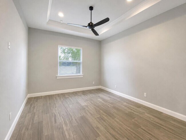 Building Photo - 1156 Windjammer Dr