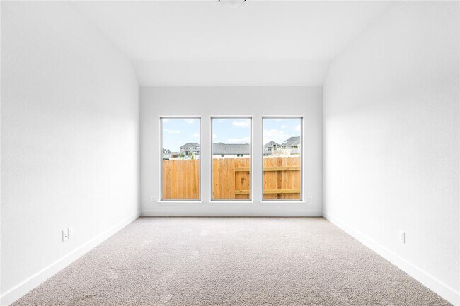 Building Photo - 639 Bay Breeze Dr