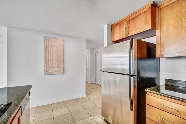 Building Photo - 411 W Seaside Way