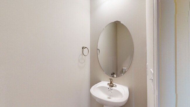 Building Photo - 2665 Virginia Mae Ln