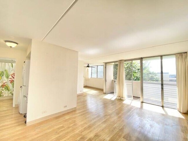 Building Photo - 2br/1ba/1pkg Apartment in Hokuahi Apartmen...