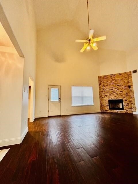 Building Photo - 23915 Floragate Dr
