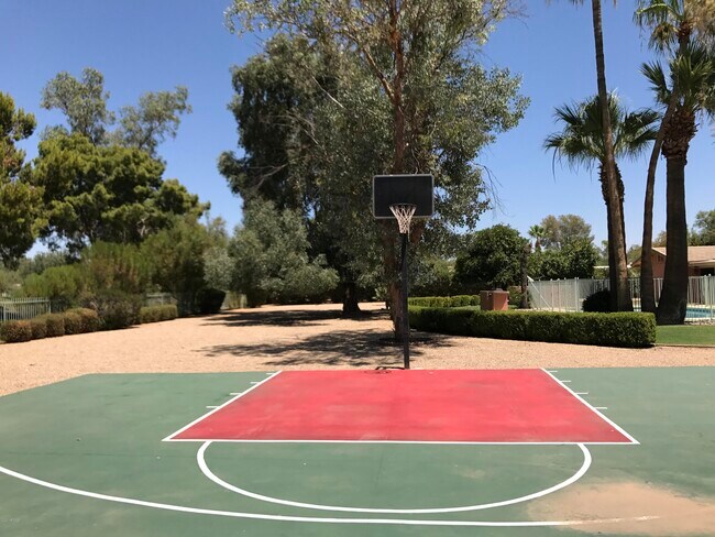 Building Photo - 12018 N Hayden Rd