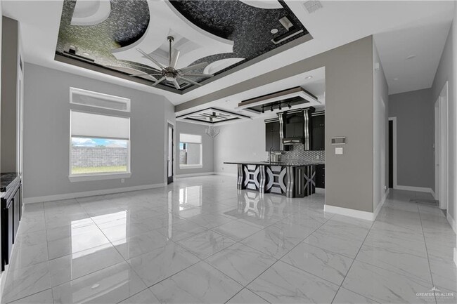 Building Photo - 20 West Dr