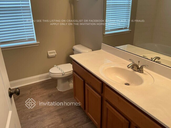 Building Photo - 9503 Woodleigh Mill Dr