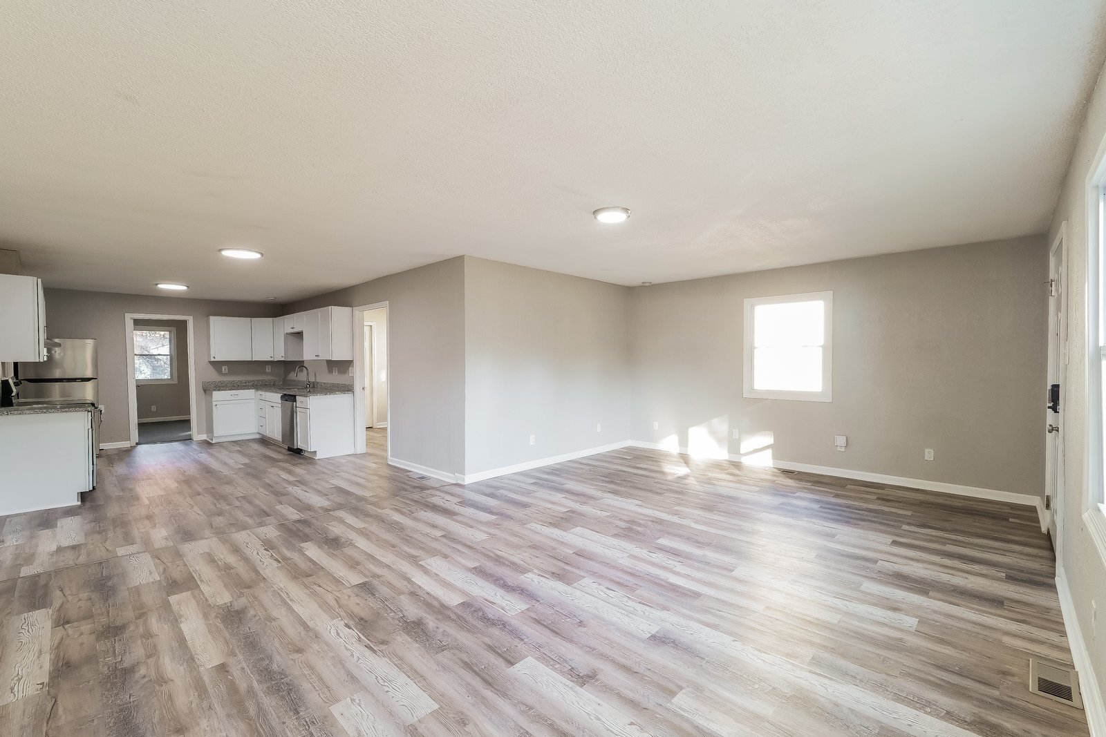 Building Photo - 1028 Randolph St