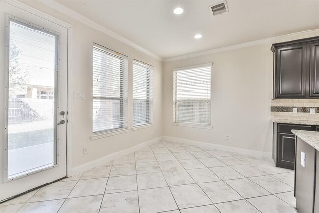 Building Photo - 10403 Monticello Hill Dr