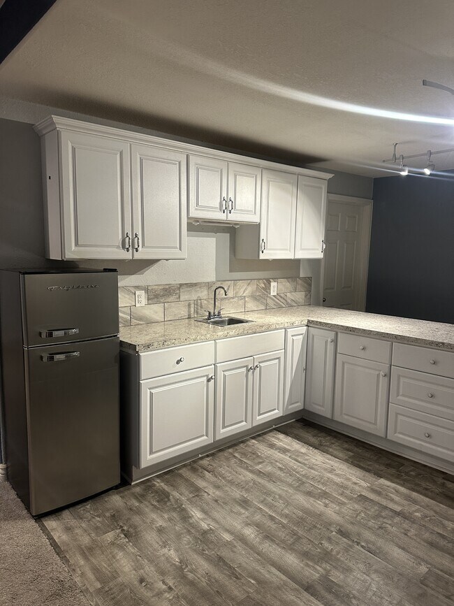 Building Photo - 3610 Porto Fino Ave