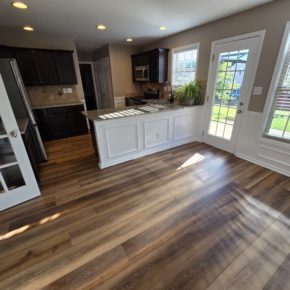 Building Photo - 95 Brookford Way