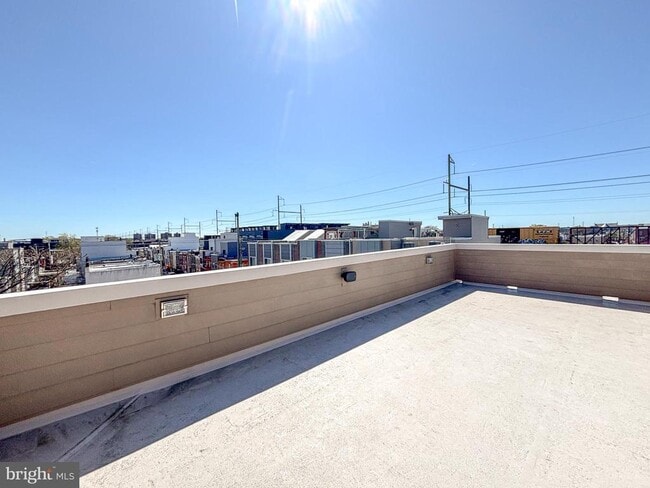 Building Photo - 1439 S Taylor St