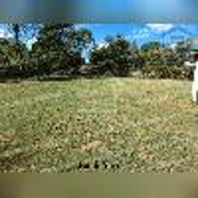 Building Photo - 758 Forest Cir