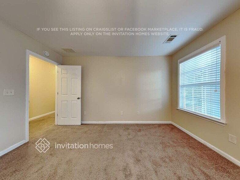 Building Photo - 1662 Sahale Falls Dr