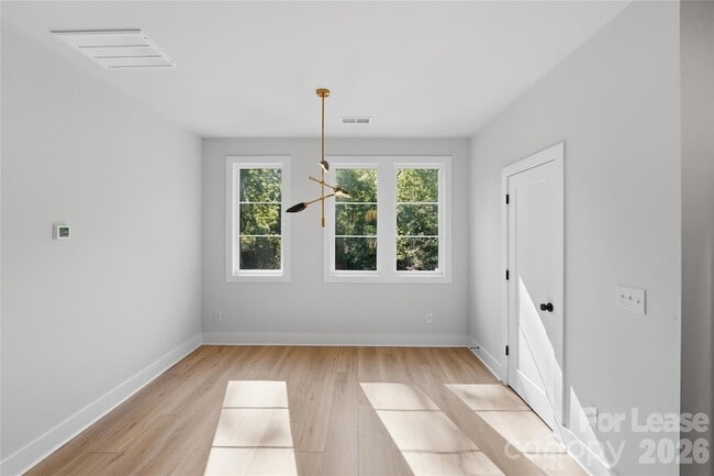 Building Photo - 1358 Briar Creek Rd