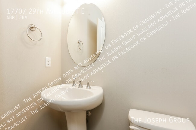 Building Photo - 17707 29th Ave Ct E