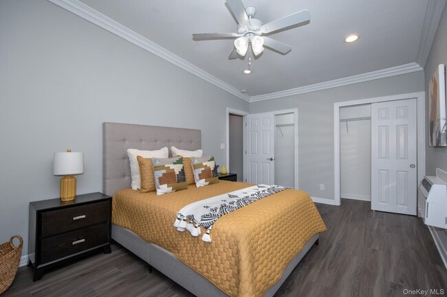 Building Photo - 234 River Ave