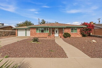 Building Photo - 3-Bedroom Home on Wedgewood Drive fully landscaped