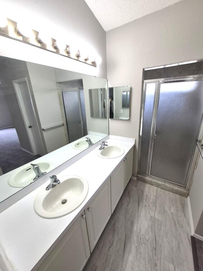 Building Photo - 3122 Audobon Pl