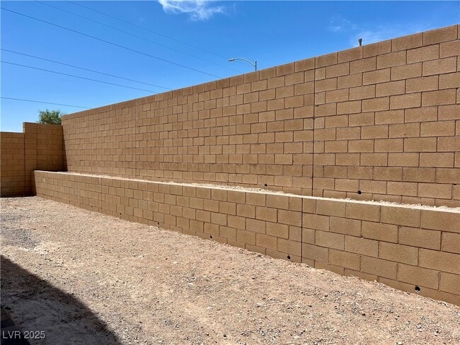 Building Photo - 9693 Biedler Ct