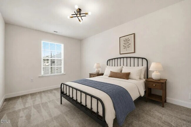Building Photo - Lease OR Lease to Own