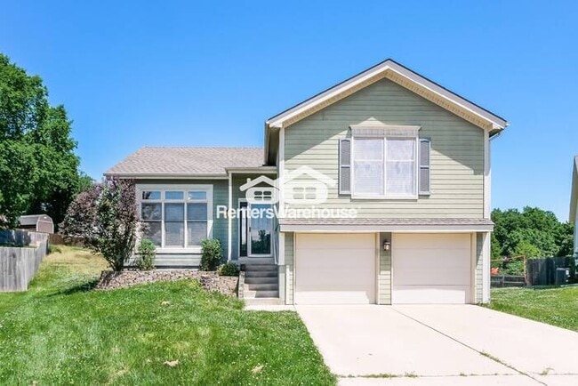 Primary Photo - 3 Bed 2 Bath Northland Beauty!! Available ...