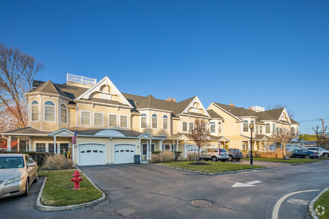 Primary Photo - Bay Village