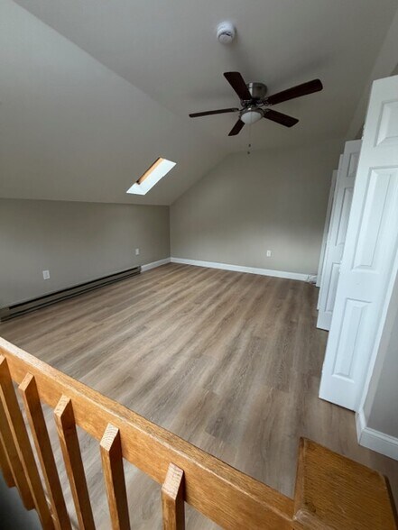 Building Photo - 1465 Hooksett Rd