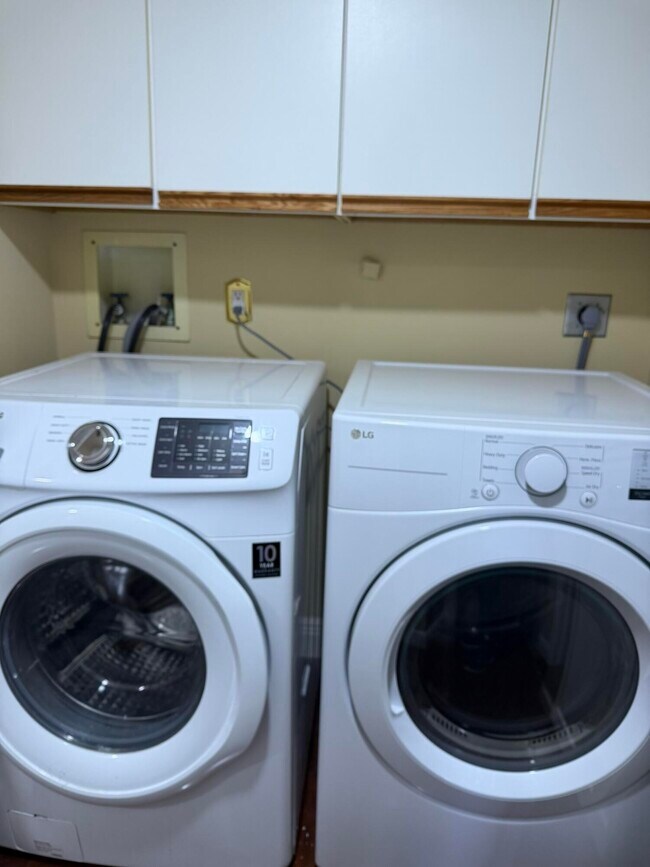 Building Photo - 11268 Aspen Glen Dr