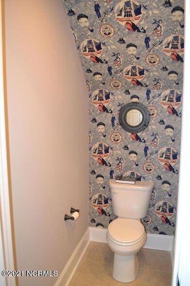 Building Photo - 274 N Saylor St