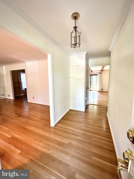 Building Photo - 11903 Henry Fleet Dr