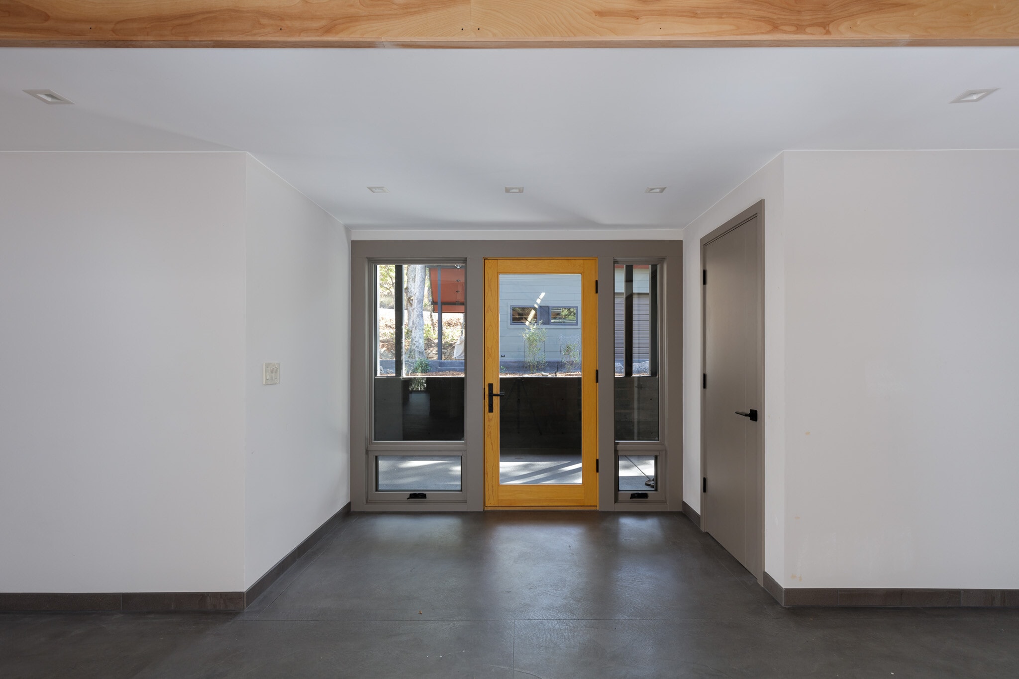 Building Photo - 6805 Highway 30W