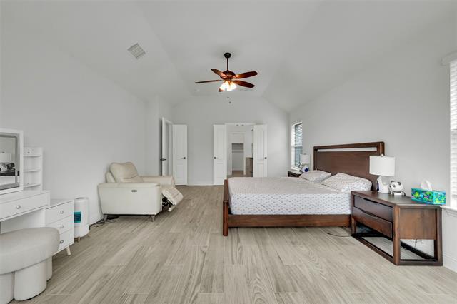 Building Photo - 517 Birch Grv Dr