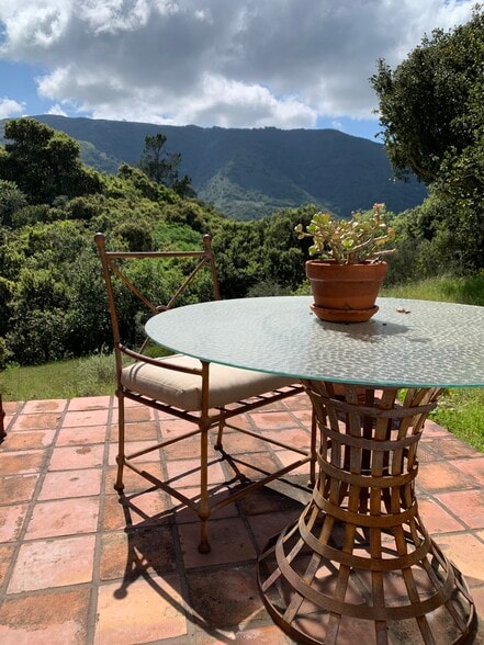 Patio - 17 Encina Dr