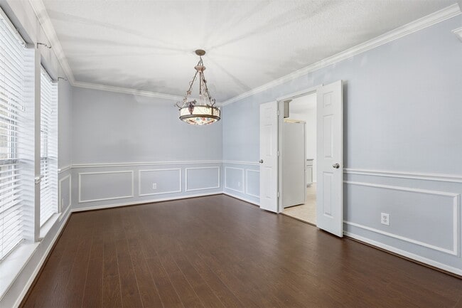 Building Photo - 24815 Butterwick Dr