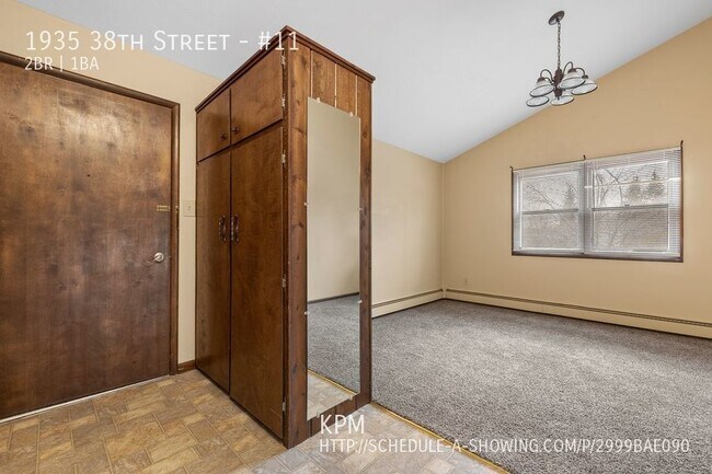 Building Photo - 1935 38th St