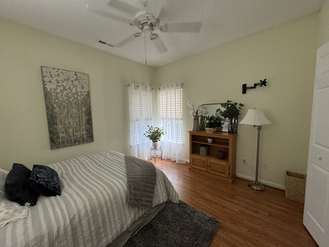 Building Photo - 110 Oglehili Trace