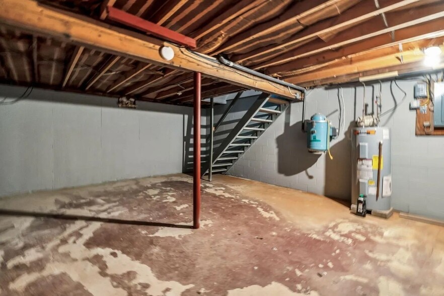 Building Photo - 375 Bridgton Rd