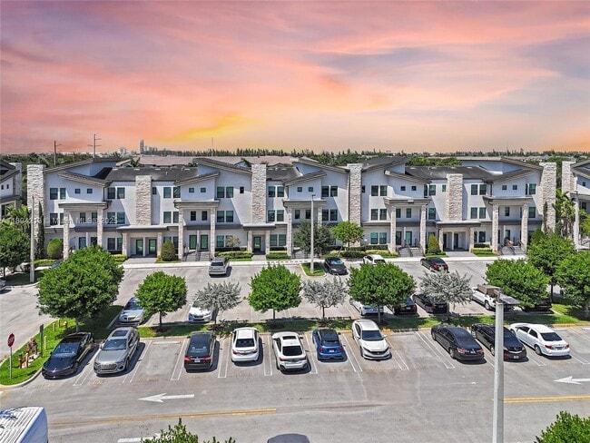 Primary Photo - 10455 NW 82nd St