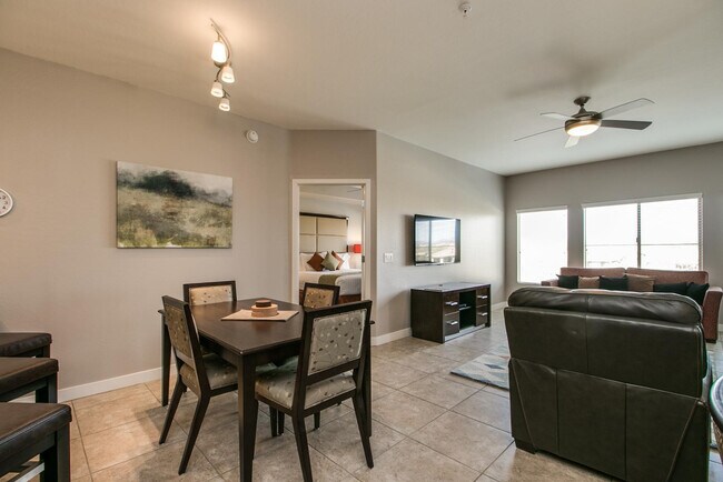 Building Photo - 5450 E Deer Valley Dr