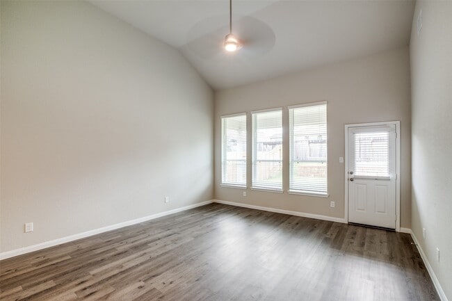 Building Photo - 3649 Cub Dr