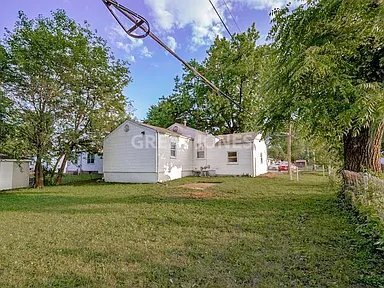 Building Photo - 1143 Charbonier Rd