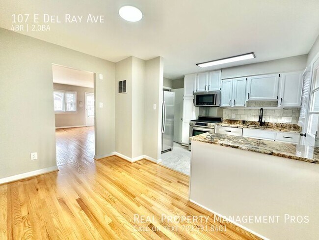 Building Photo - 107 E Del Ray Ave