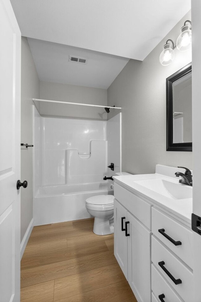 Building Photo - Beautiful, Updated Home In Jackson