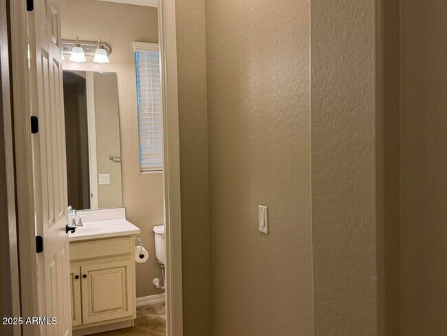 Building Photo - 297 E Kaibab Dr