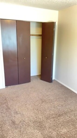 Building Photo - 808 Delaware Ave