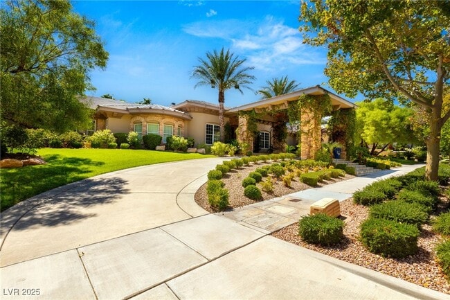 Building Photo - 9813 Moon Valley Pl