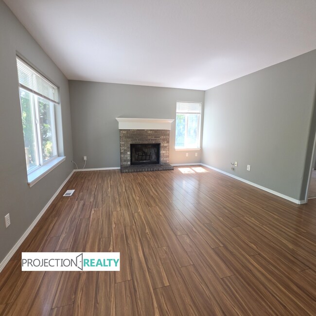 Building Photo - 15239 NW Moresby Ct