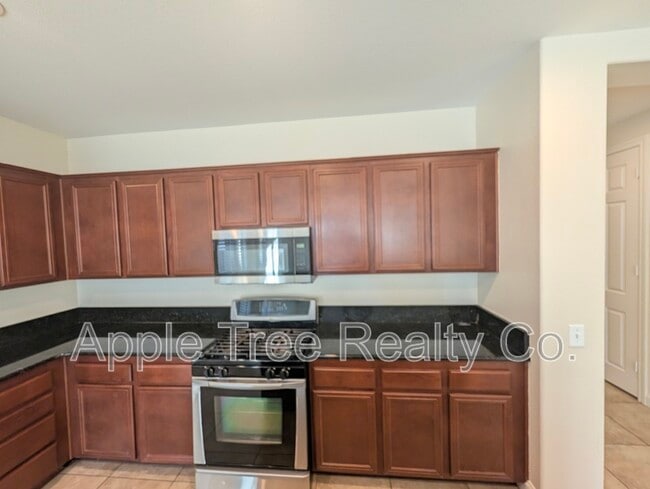 Building Photo - 1349 Edelweiss Dr