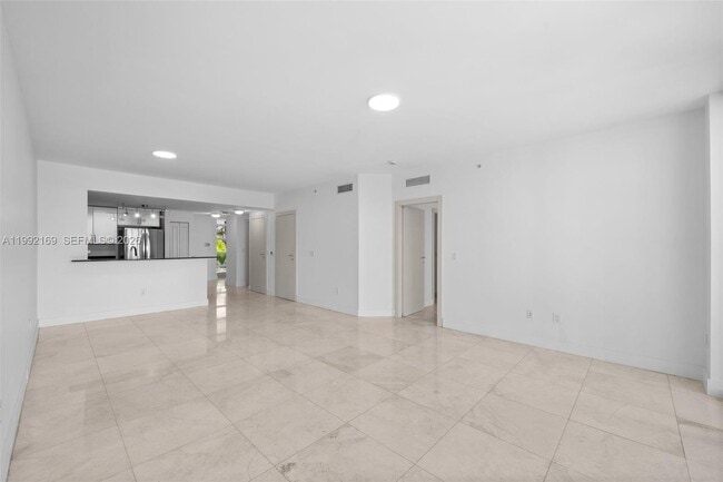 Building Photo - 7918 Harbor Island Dr