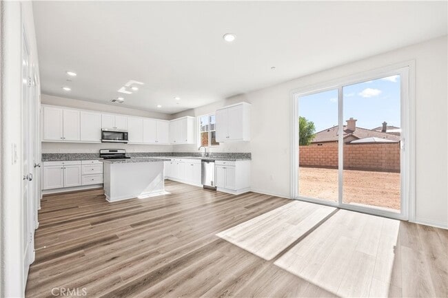 Building Photo - 12511 Ava Loma St